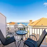 Apartman Senjo - With Balcony And Sea View 2 Cavtat