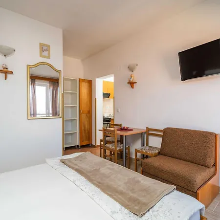 Senjo - With Balcony And Sea View 2 Appartement
